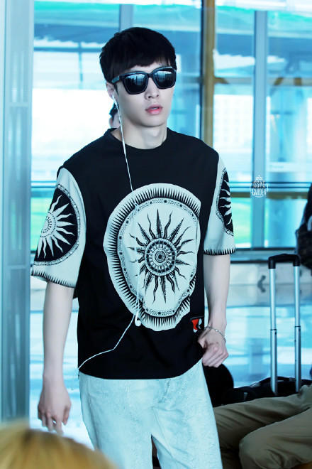 1434011072537136.jpg 12715958_980x1200_0.jpg